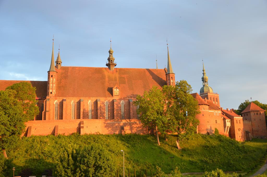 Pod Wzgorzem Bed & Breakfast Frombork Room photo