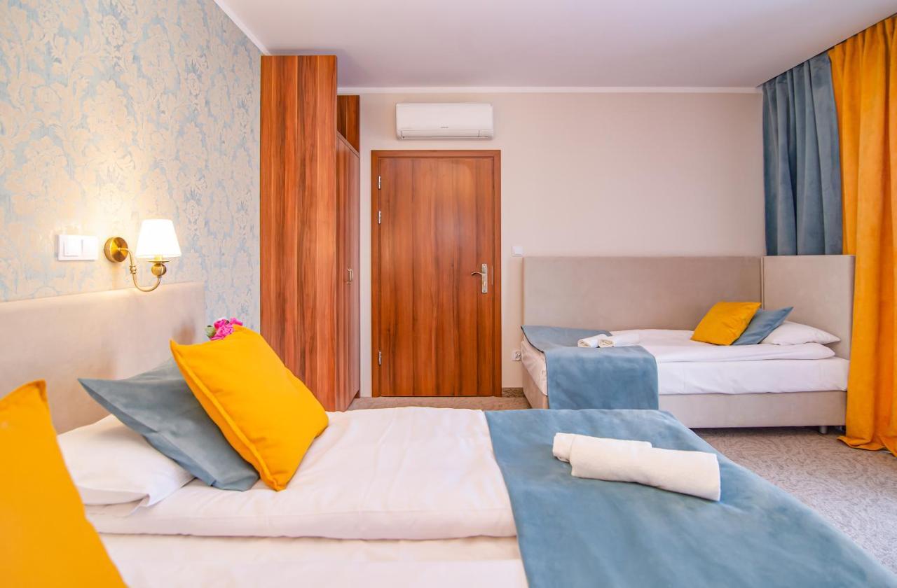 Pod Wzgorzem Bed & Breakfast Frombork Exterior photo